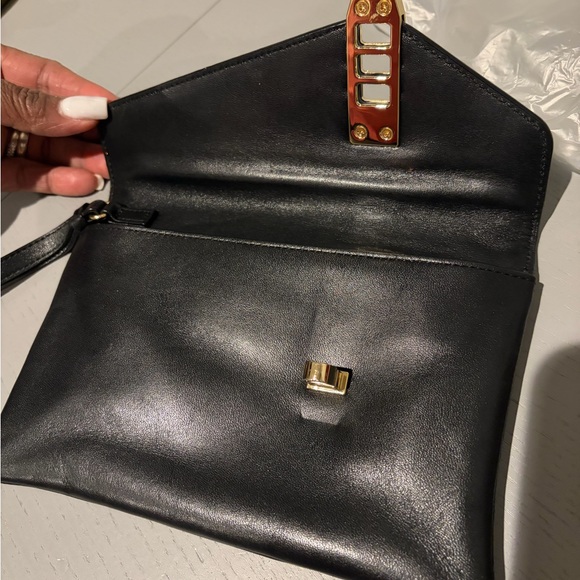 Henri Bendel Black Leather Clutch Wristlet Gold Hardware w Box Dust Bag NYC - Picture 5 of 6